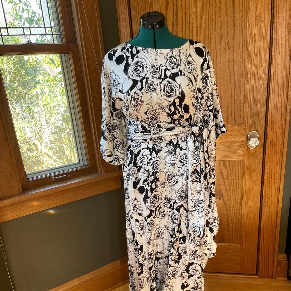 Thomas Wylde Silk Caftan Dress and Scarf - skull and roses! - Picture 2 of 6
